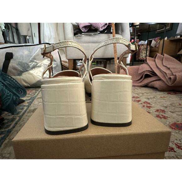 NWT Anthropologie BiBi LOU Cream Leather Dennis Pump Heels Size 41 - Picture 7 of 12